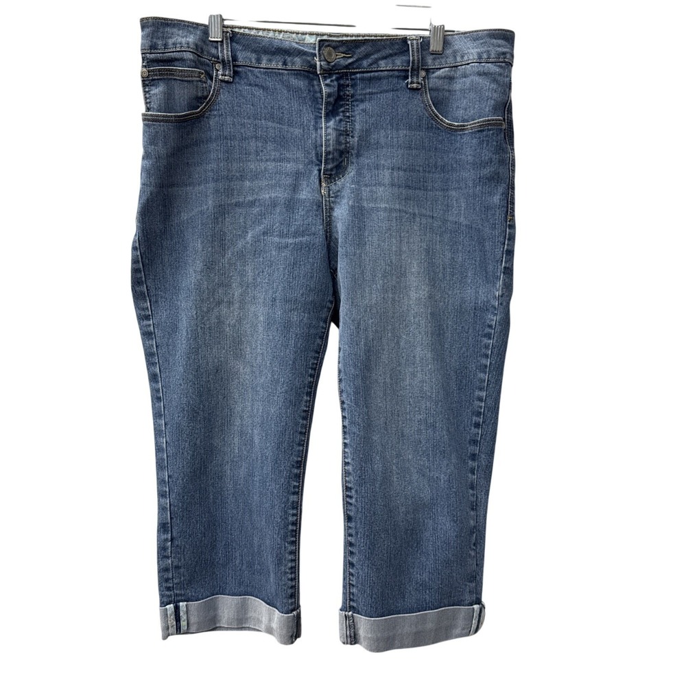 Faded Glory Womens Jeans Capris‎ Cuffed Distressed Blue Size 16